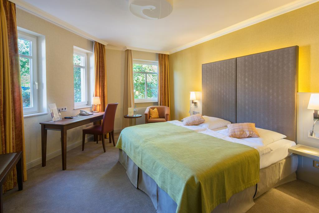 Parkhotel Gueldene Berge Weißenfels Εξωτερικό φωτογραφία