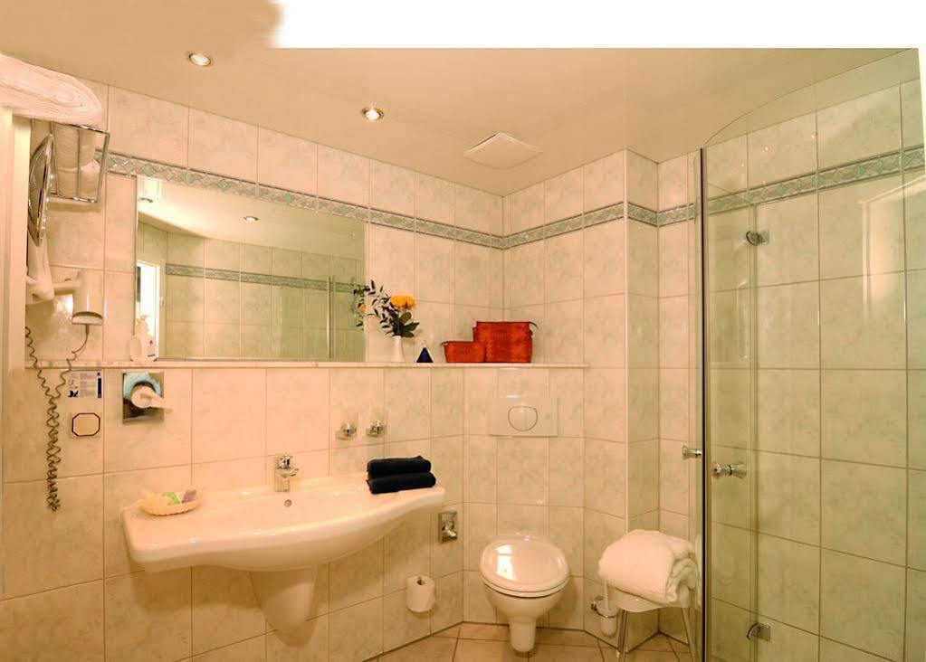 Parkhotel Gueldene Berge Weißenfels Εξωτερικό φωτογραφία